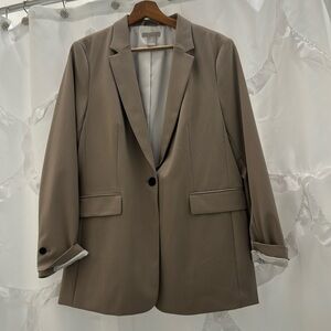 H&M Women’s tan blazer